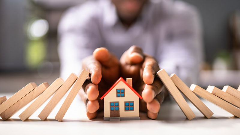 Read more about the article Modern Insurer Reinvents Efficiency with Microservices Magic